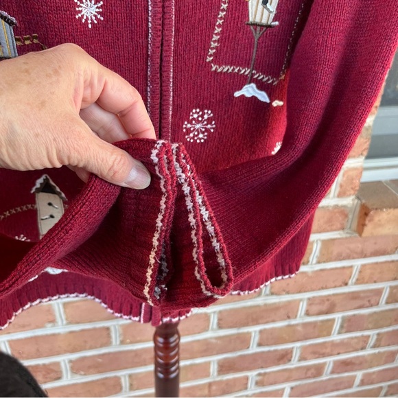 Cranberry red and white zip up cardigan sweater with birdhouses. Medium - Picture 5 of 10
